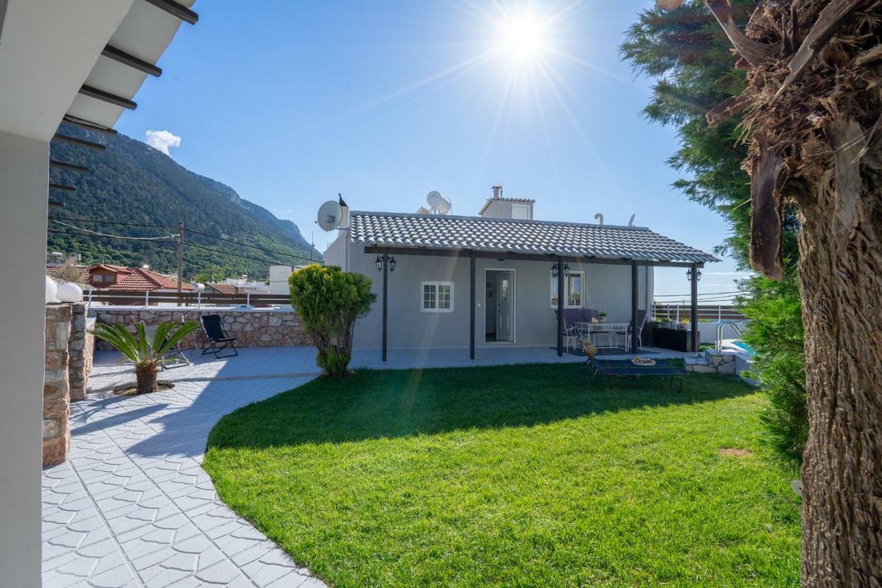 Fontana Luxury Villa Salakos With Pool Near Beach Luaran gambar