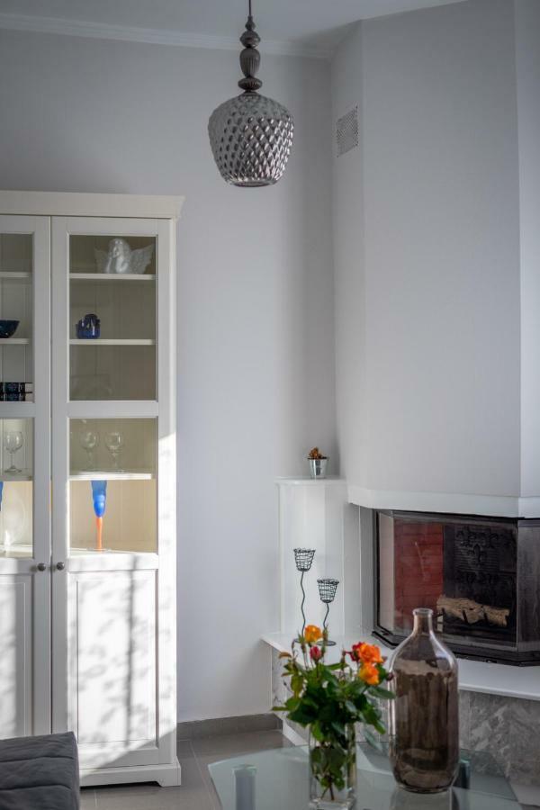 Fontana Luxury Villa Salakos With Pool Near Beach Luaran gambar