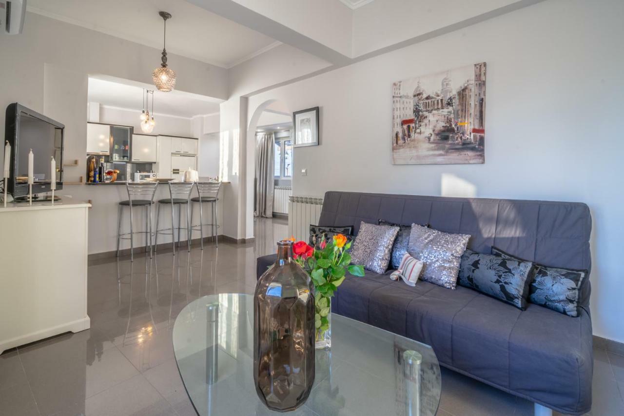 Fontana Luxury Villa Salakos With Pool Near Beach Luaran gambar